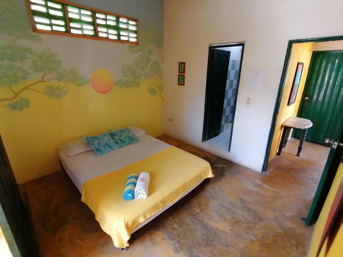 Hostel Villa Mary Таганга Екстер'єр фото
