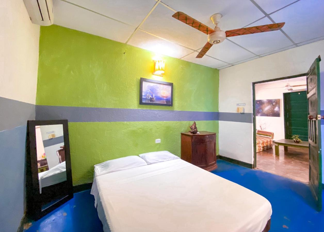 Hostel Villa Mary Таганга Екстер'єр фото