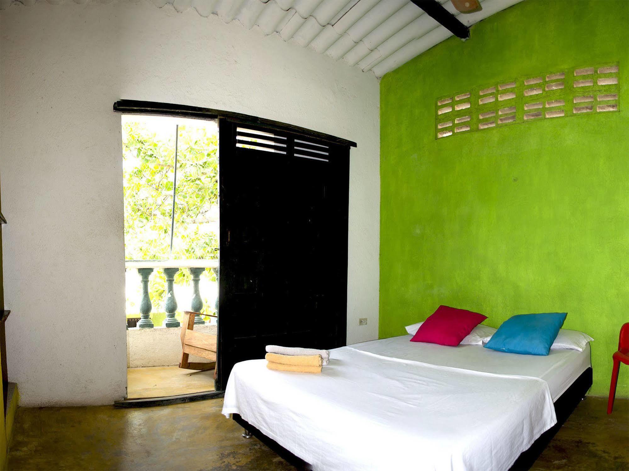 Hostel Villa Mary Таганга Екстер'єр фото