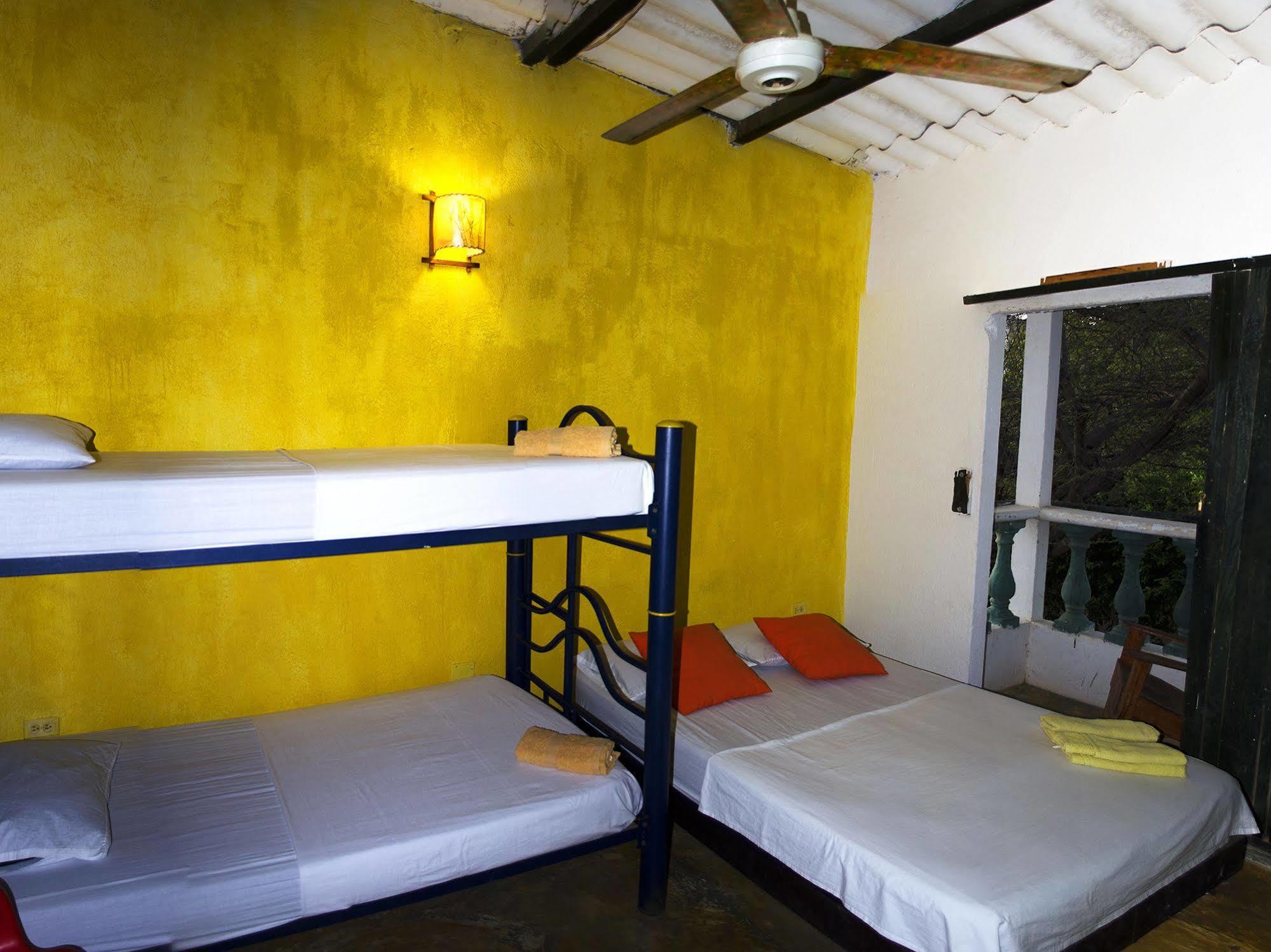 Hostel Villa Mary Таганга Екстер'єр фото